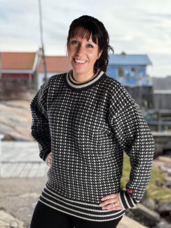 Nordlys klassisk Islender ullgenser til dame og herre rund hals koksgrå/ natur